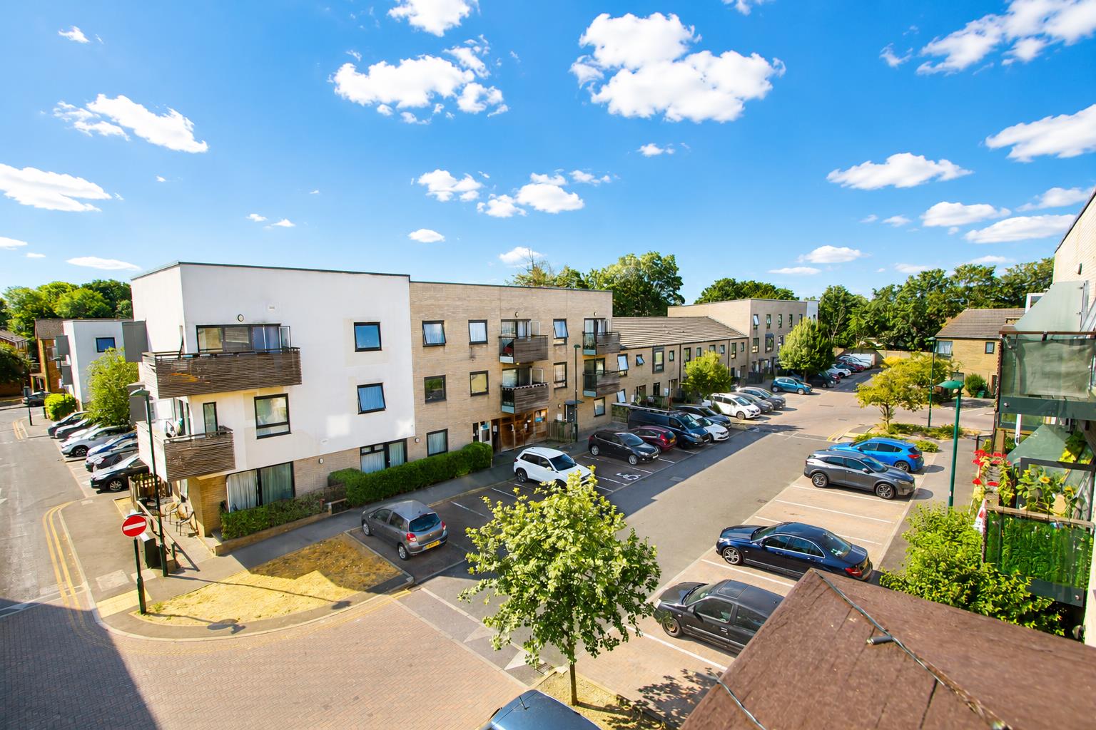 Ferndale Crescent, Carshalton